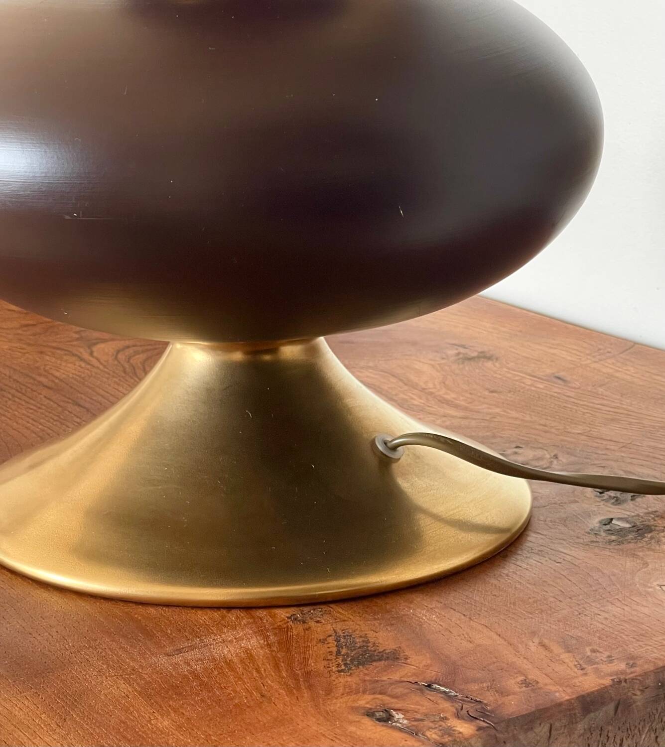 Vintage lamp from the 1980s.