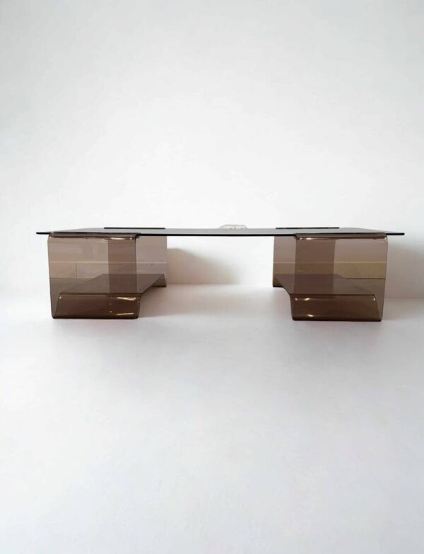 Table basse en plexiglas Michel Dumas pour Roche Bobois, 1970