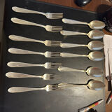 6 silver-plated spoons and 6 forks