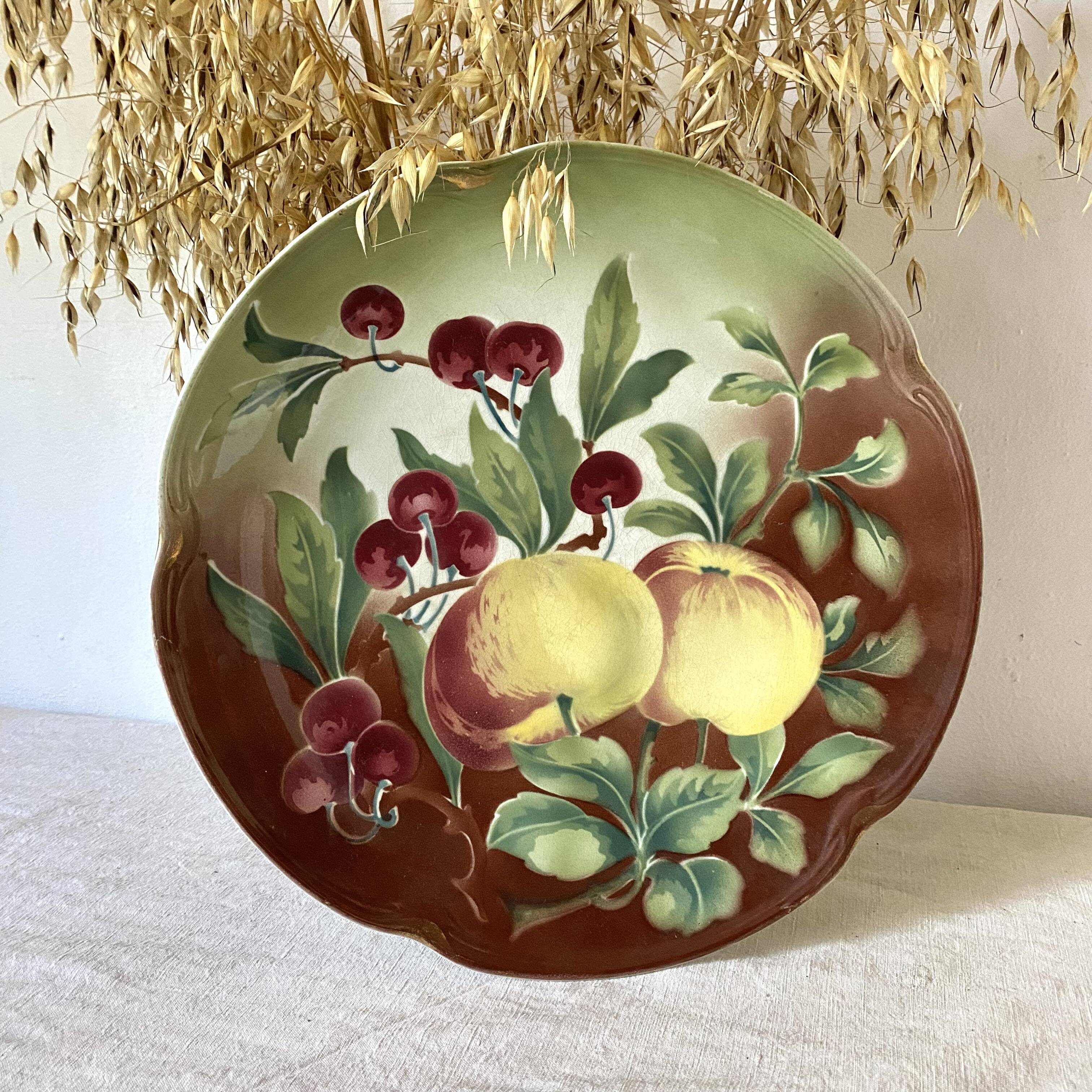 Antique dish from the late 19th and early 20th centuries K & G Luneville