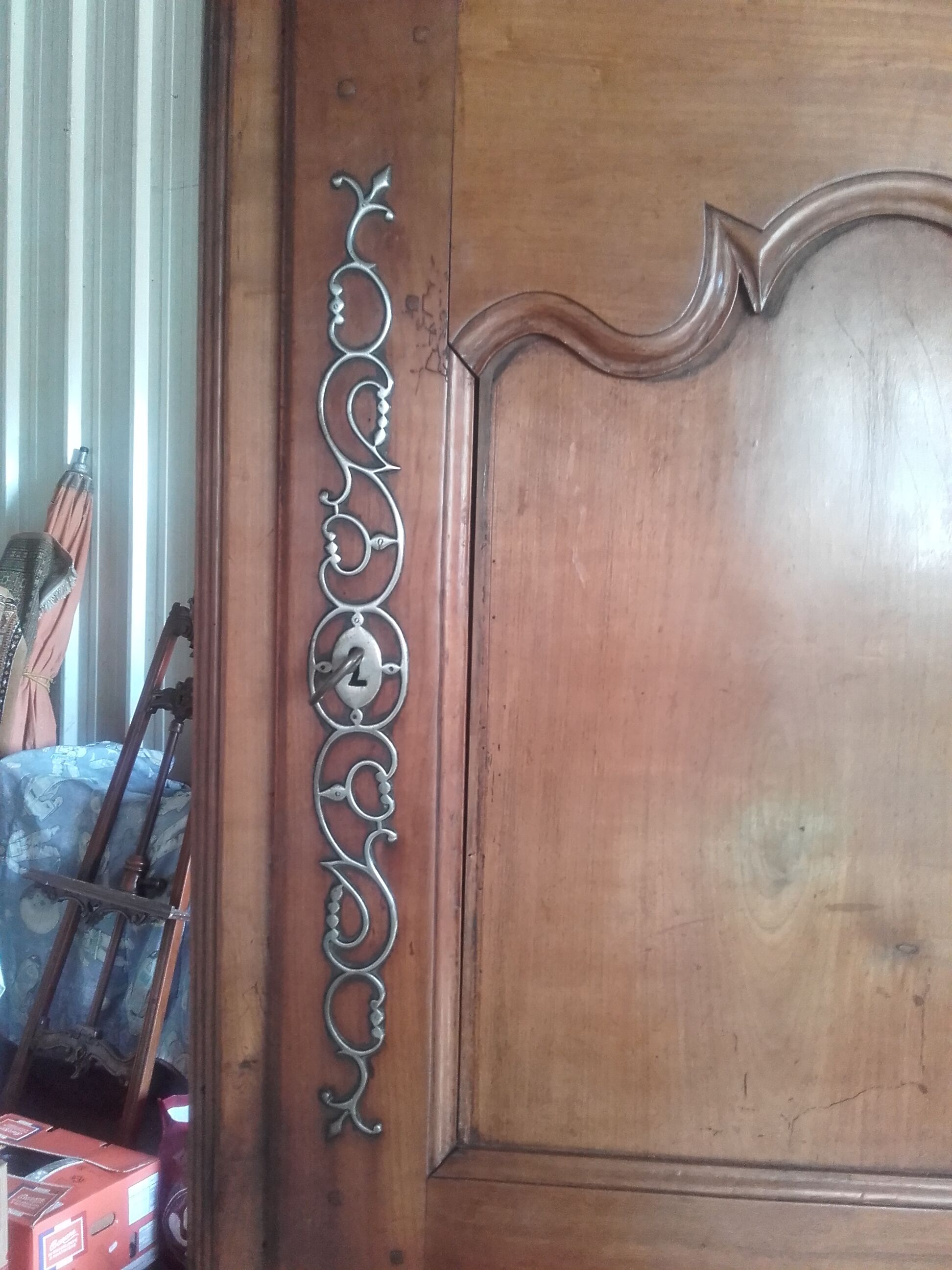 Wardrobe in 18th century walnut