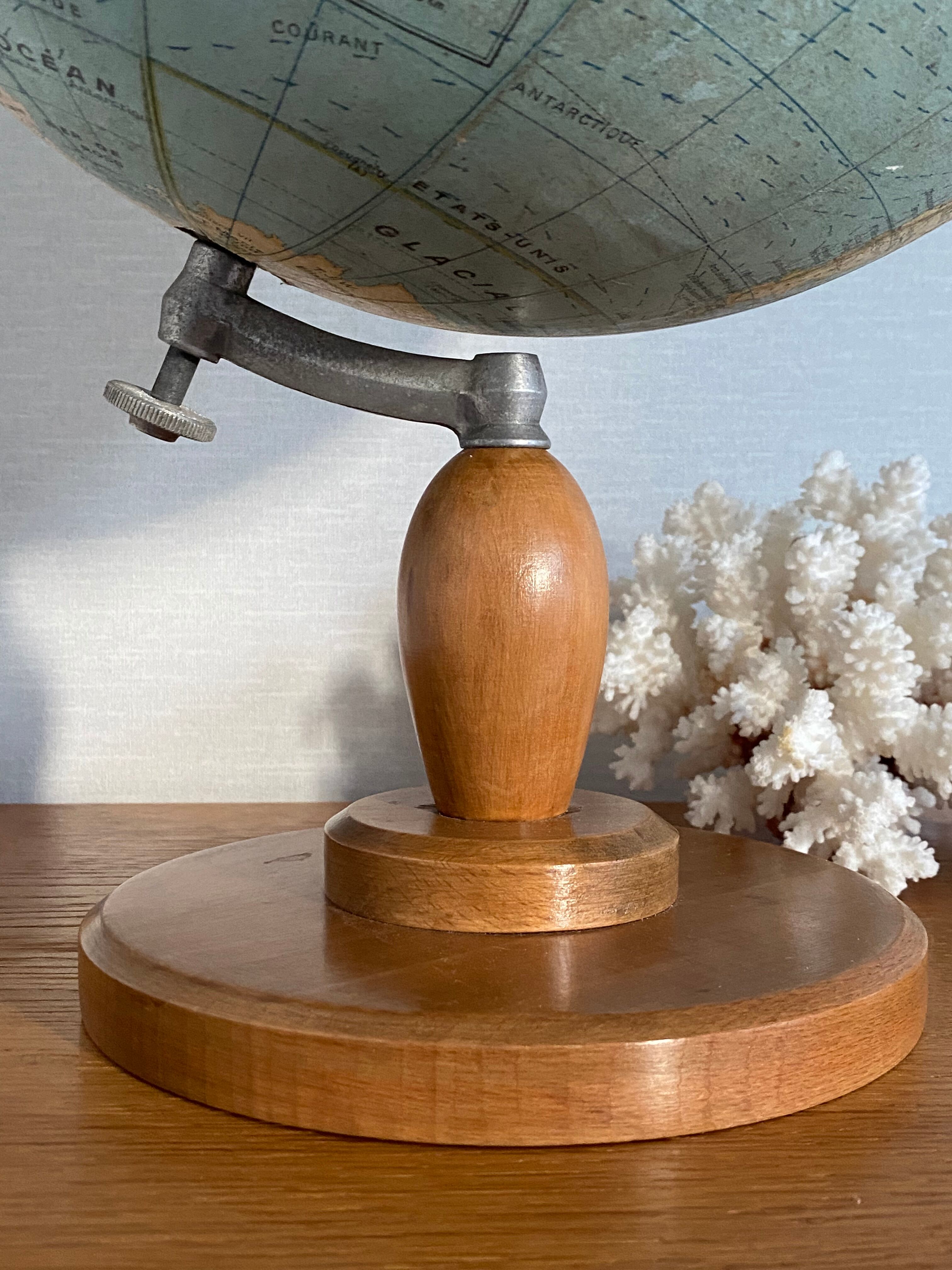 Globe from girard & barrere from the 1930s