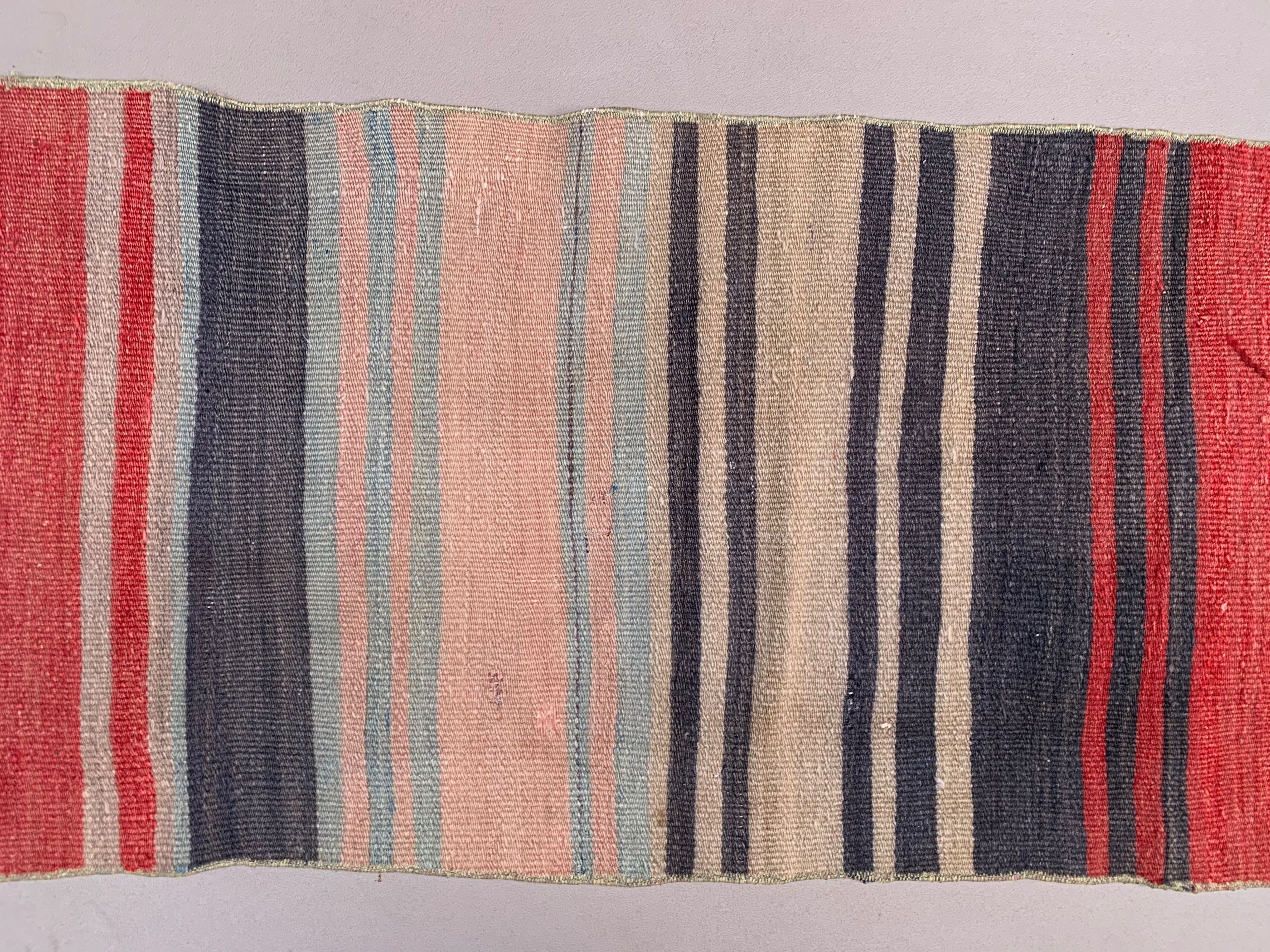 Old Turkish narrow Kilim Runner 140x41 cm shabby chic, vintage kelim