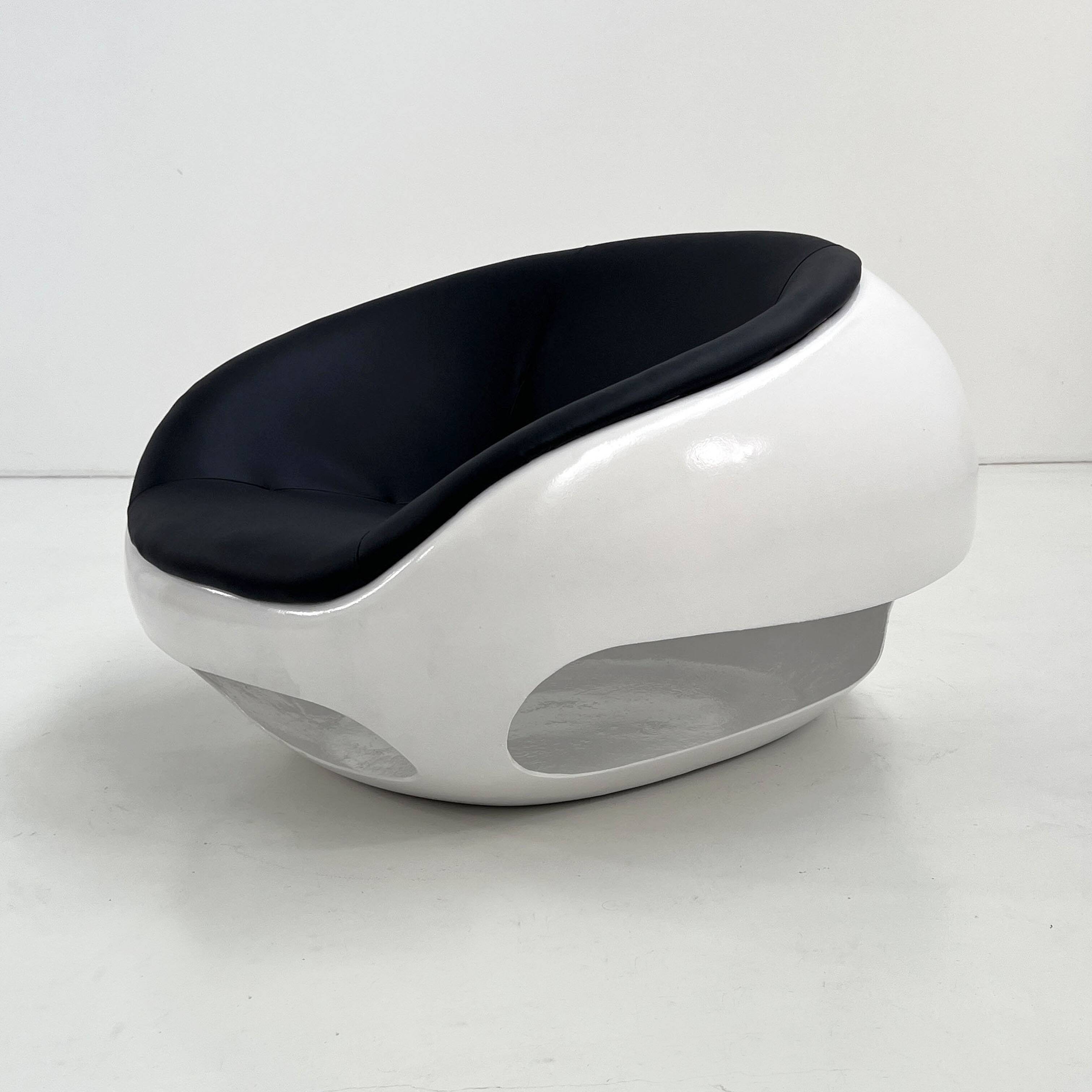 Egg Chair in fibreglass Pod by Mario Sabot, 1960
