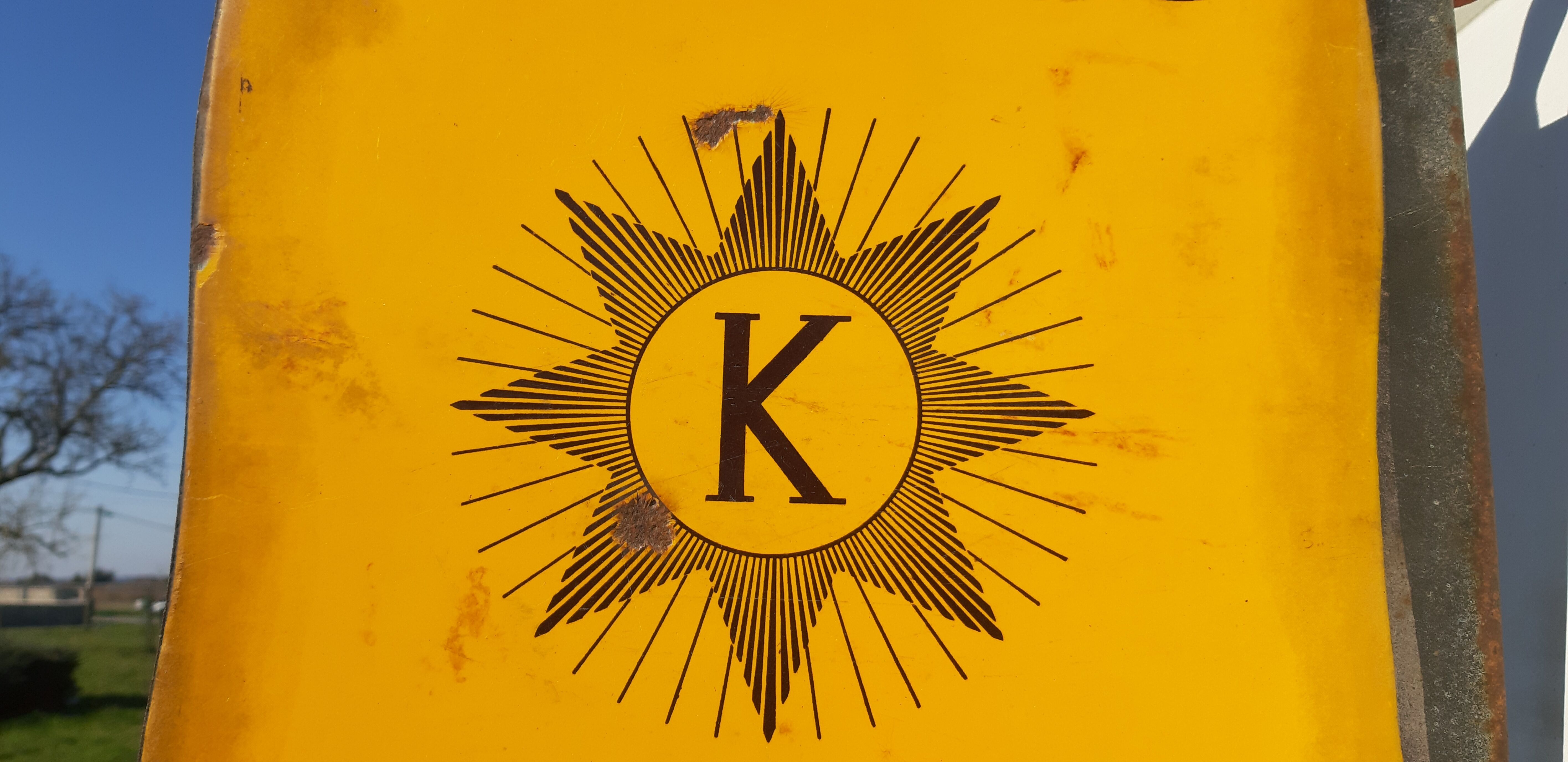 Enamelled plate Kuhlmann