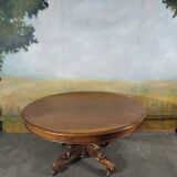19th century walnut pedestal table with central leg