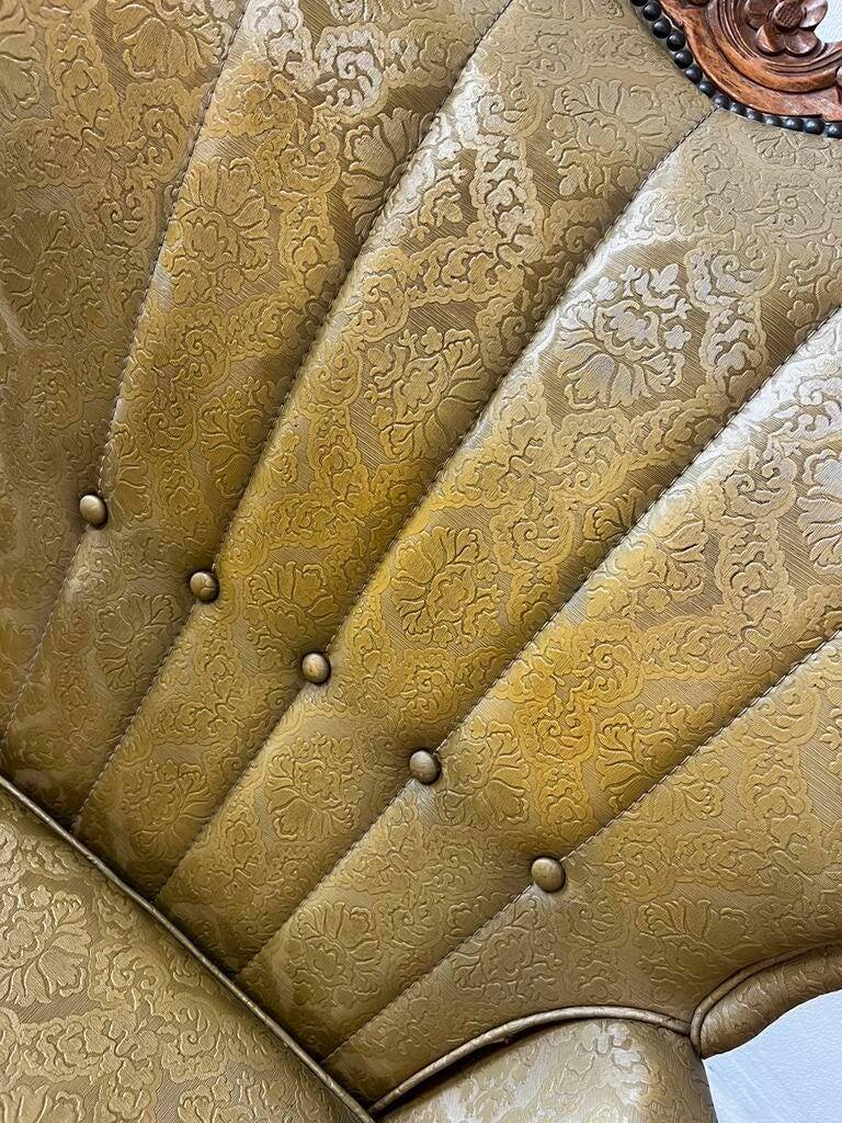 Vintage baroque one-seater armchair