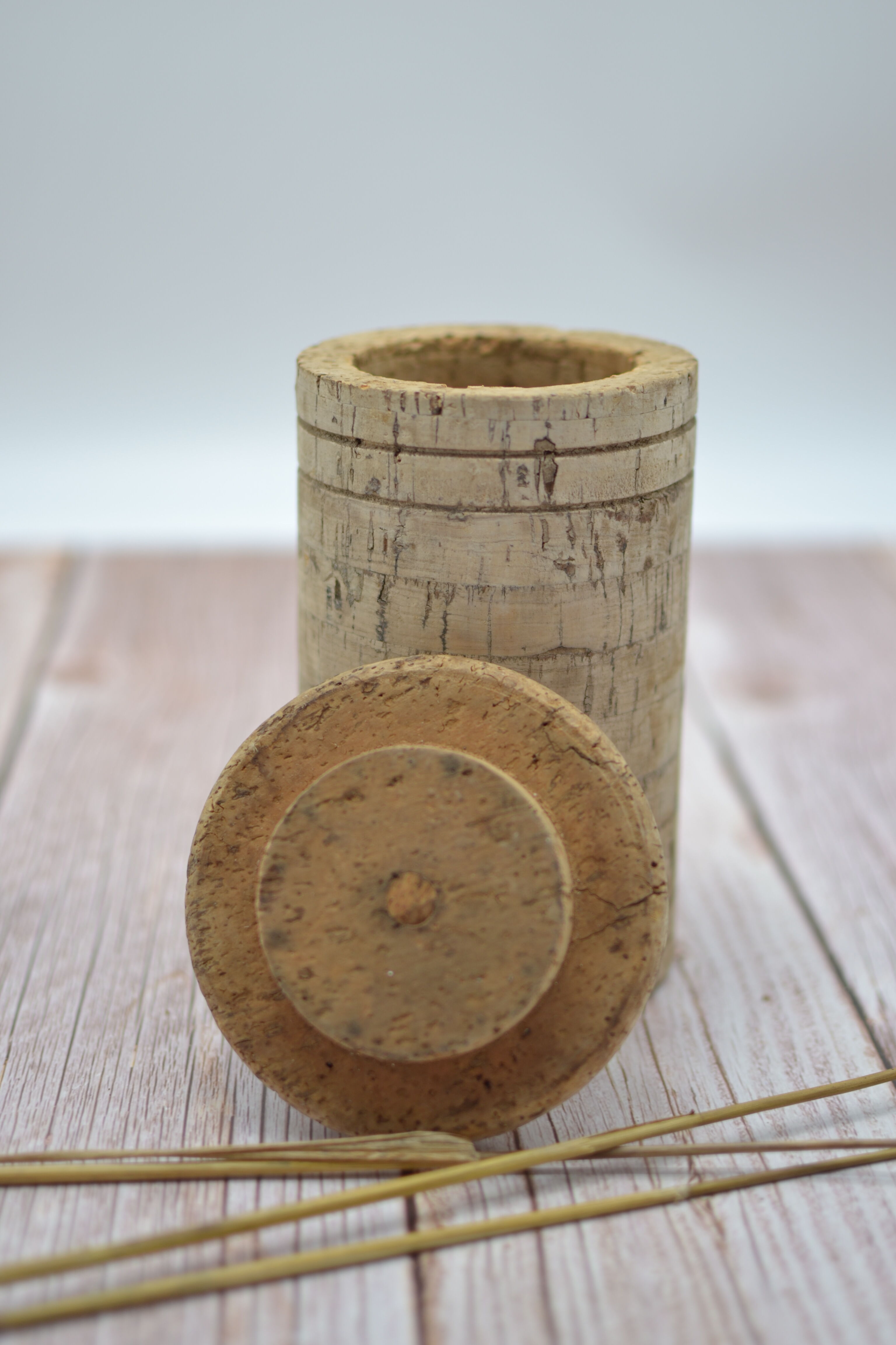 Jar with 100% cork lid