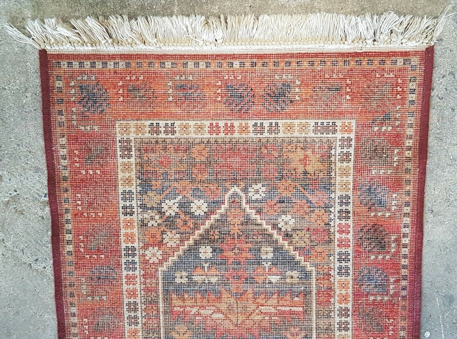 Louis de Poortere Size 70 x 139 pure wool prayer mat