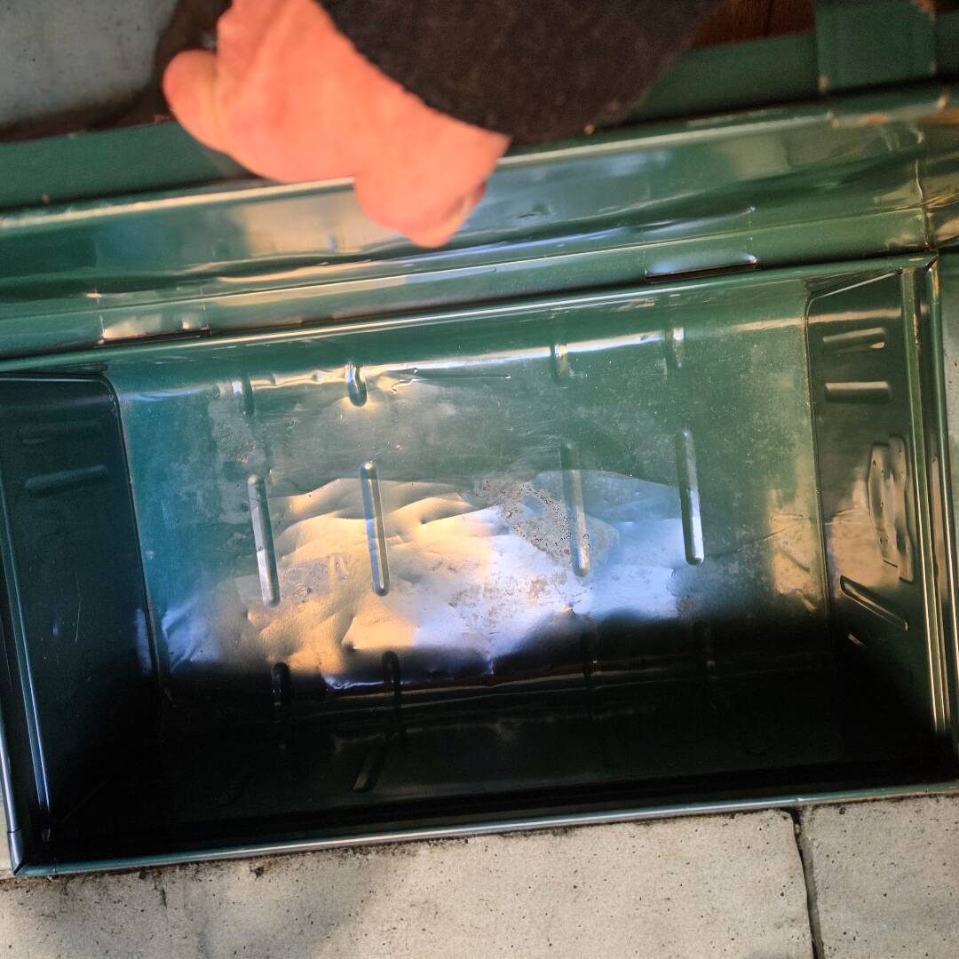 Vintage lunch trunk