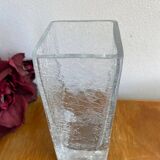 Cracked glass vase
