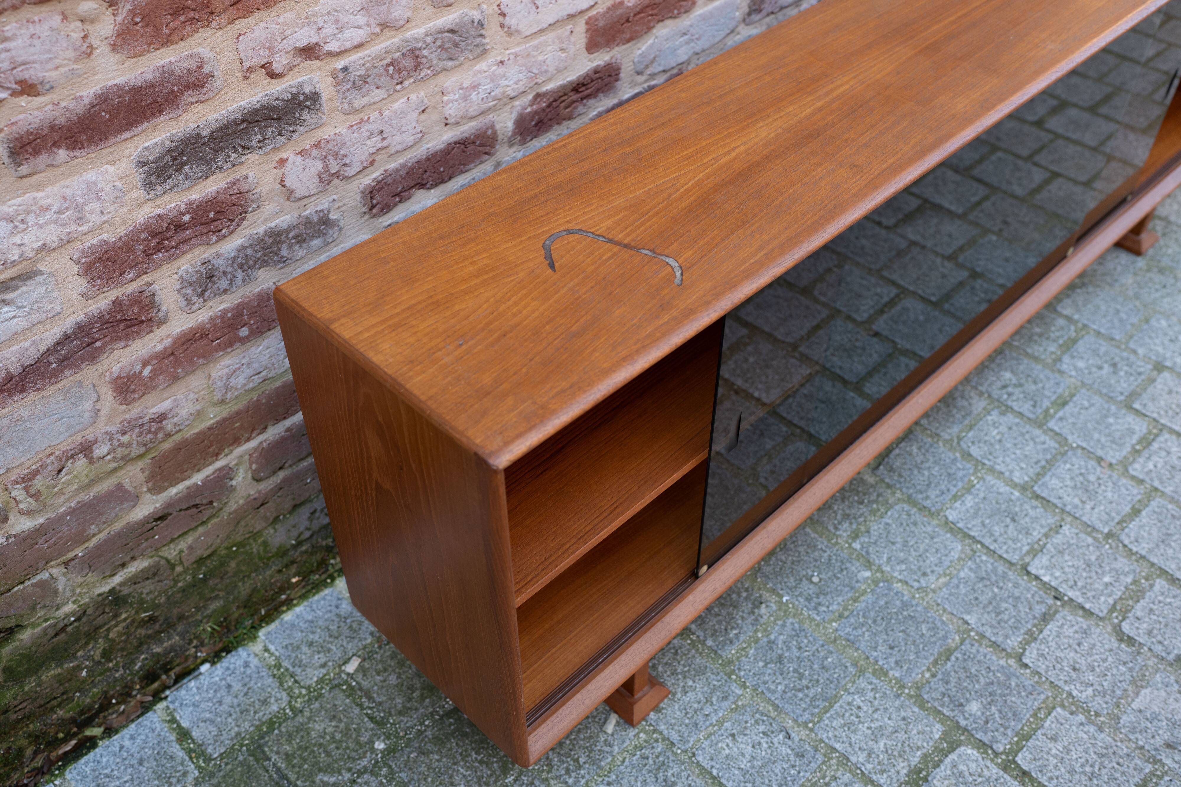 Vintage sideboard by Skovby Møbelfabrik (DK), Danish/Scandinavian.