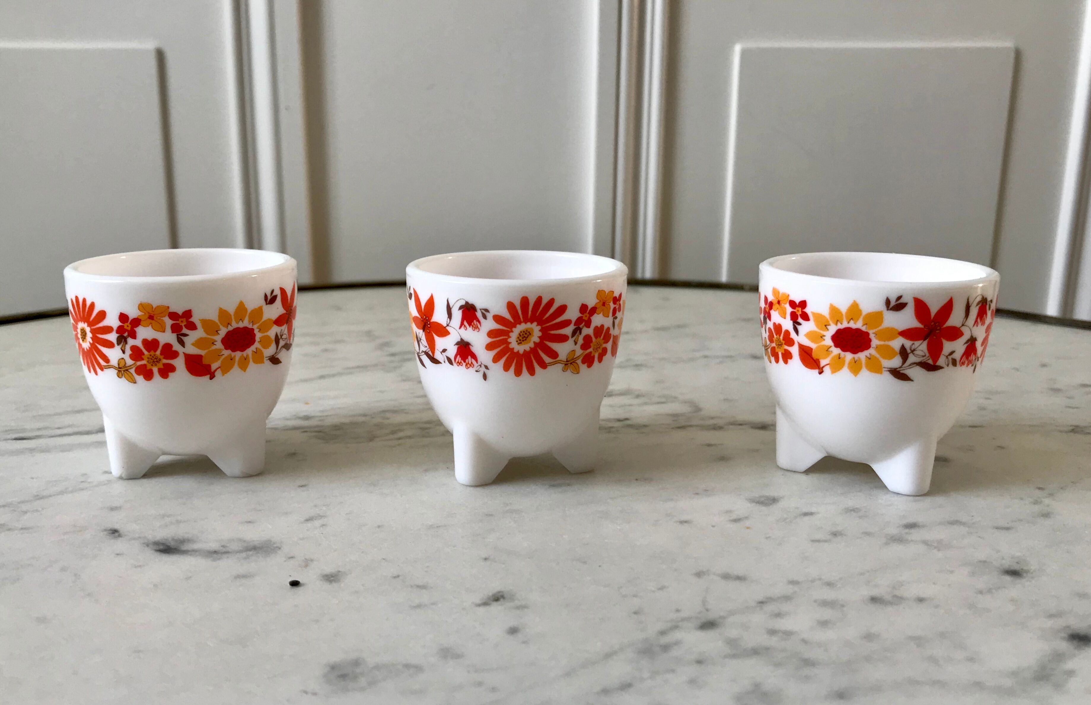 Trio of Arcopal cockroaches colorful flowers 70s