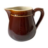 Pichet ancien en céramique marron
