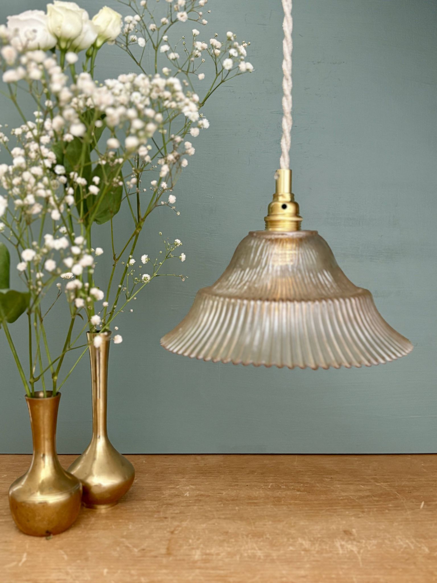 Vintage amber ribbed glass lampshade pendant light