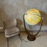 Globe Columbus 1950