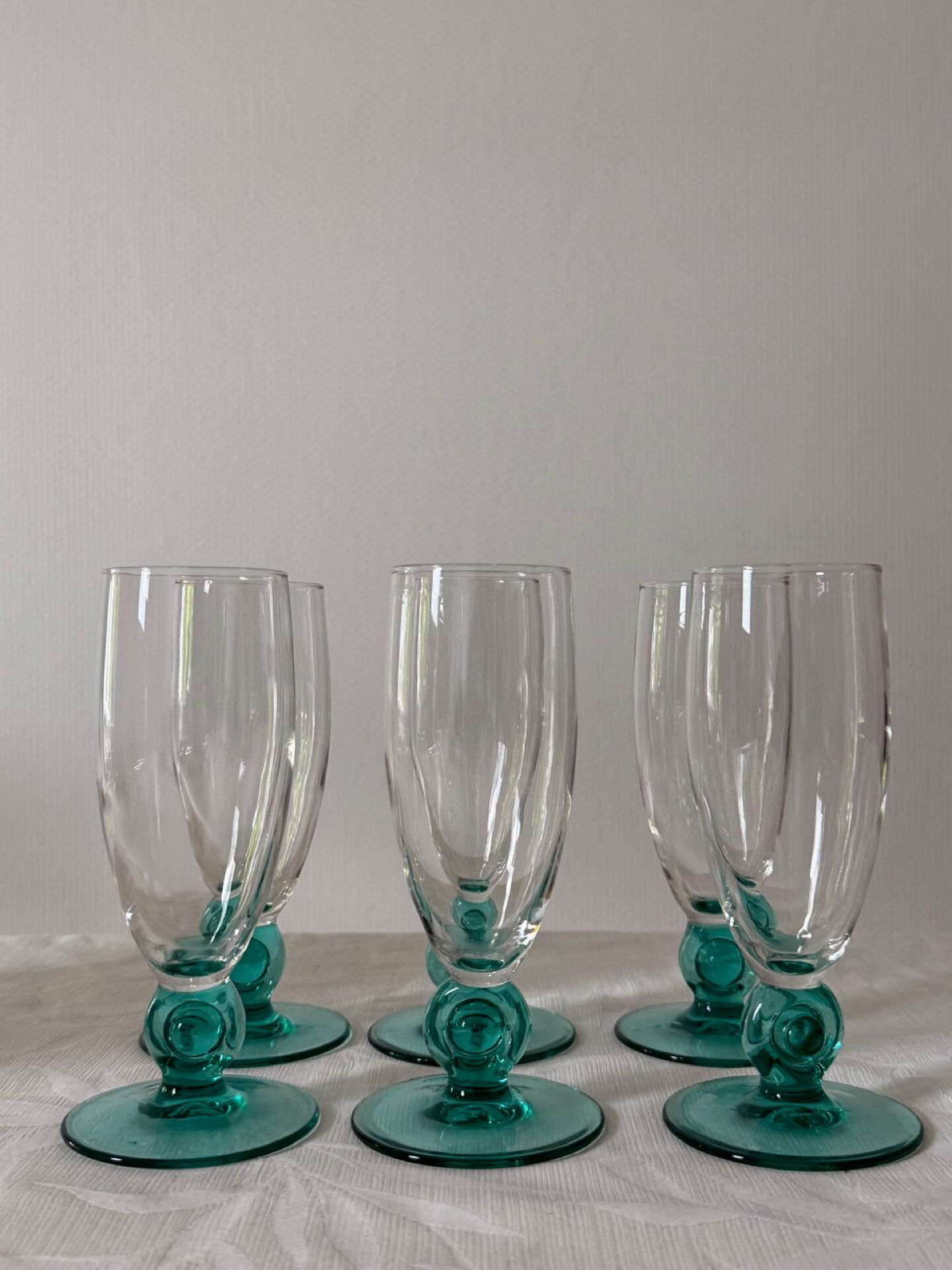 Lot of 6 vintage glasses