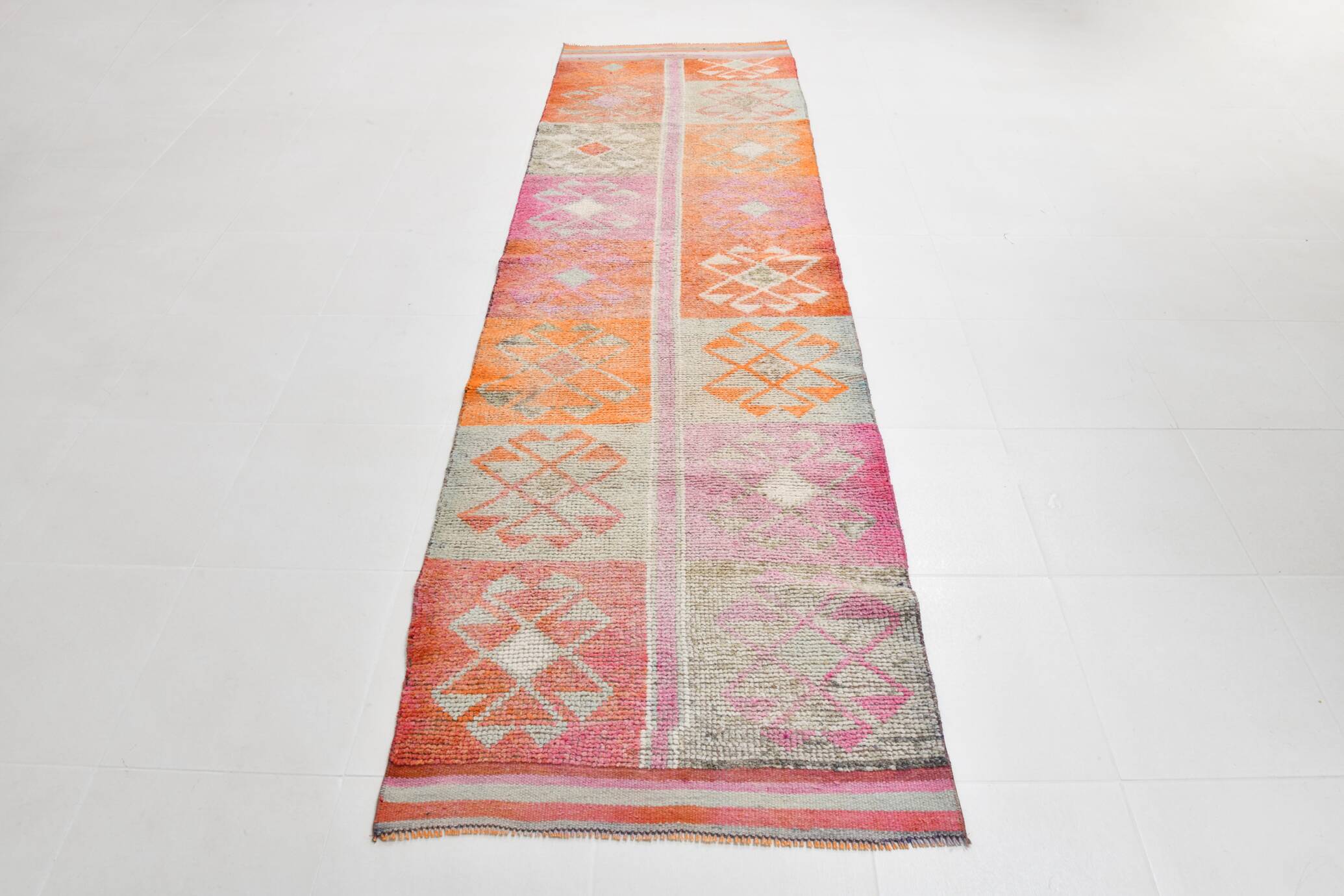 3x10 Turkish Pink & Orange Vintage Runner Rug, 91x316Cm