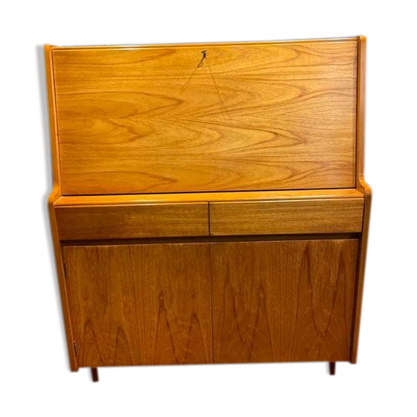 Bureau en teck MCM des années 1960