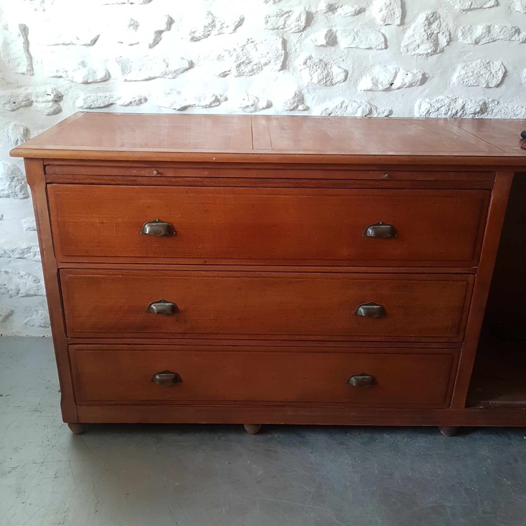 Furniture from craft to drawers