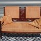 Banquette ancienne tissu velours