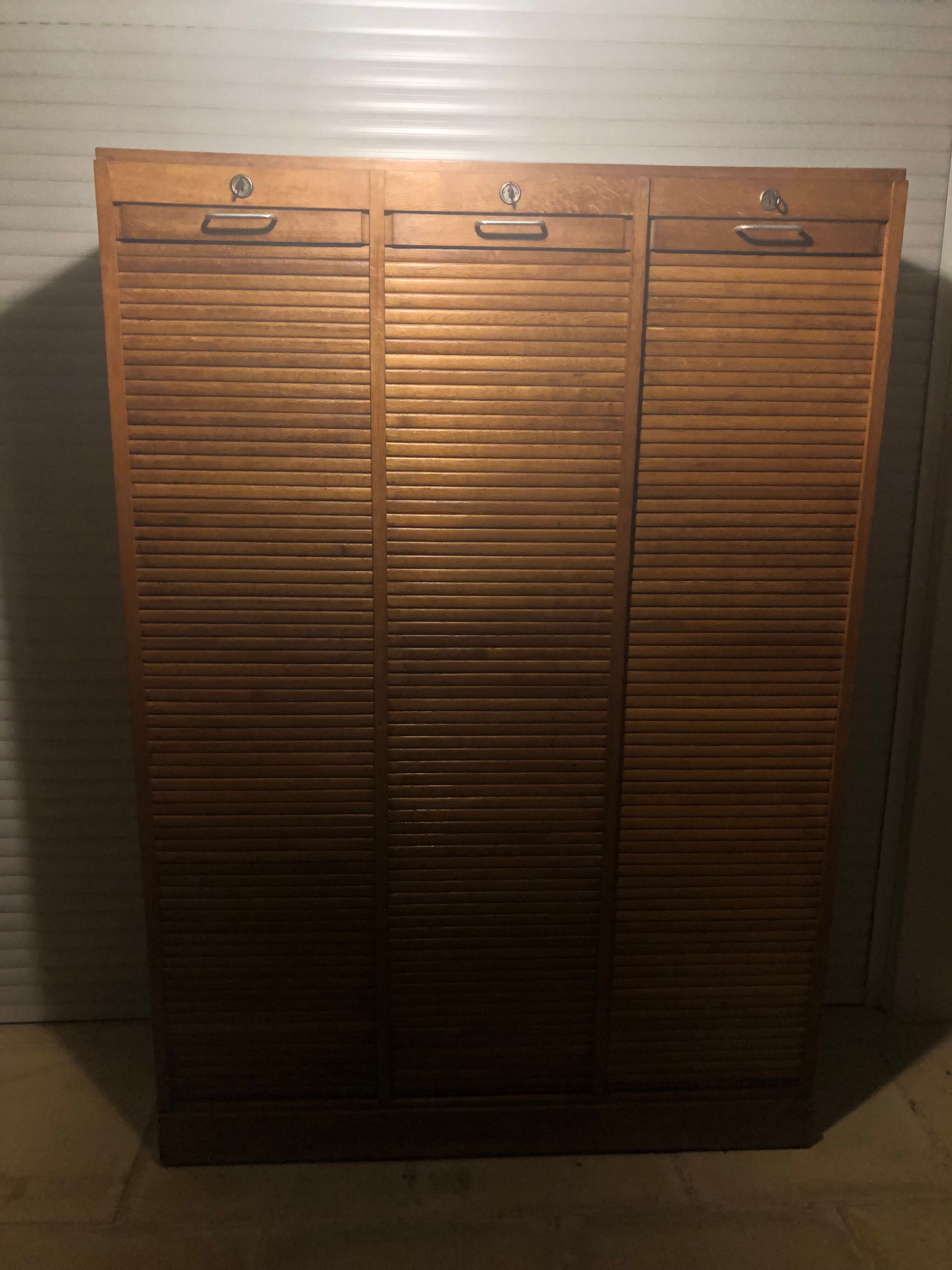 Cabinet binder oak curtains