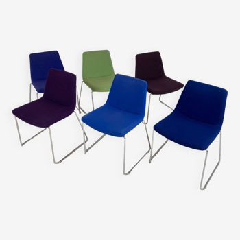 6 chaises Cosmos par Jeffrey Bernett pour B&B Italia