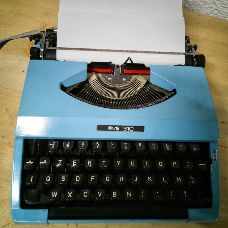 BMB 310 typewriter