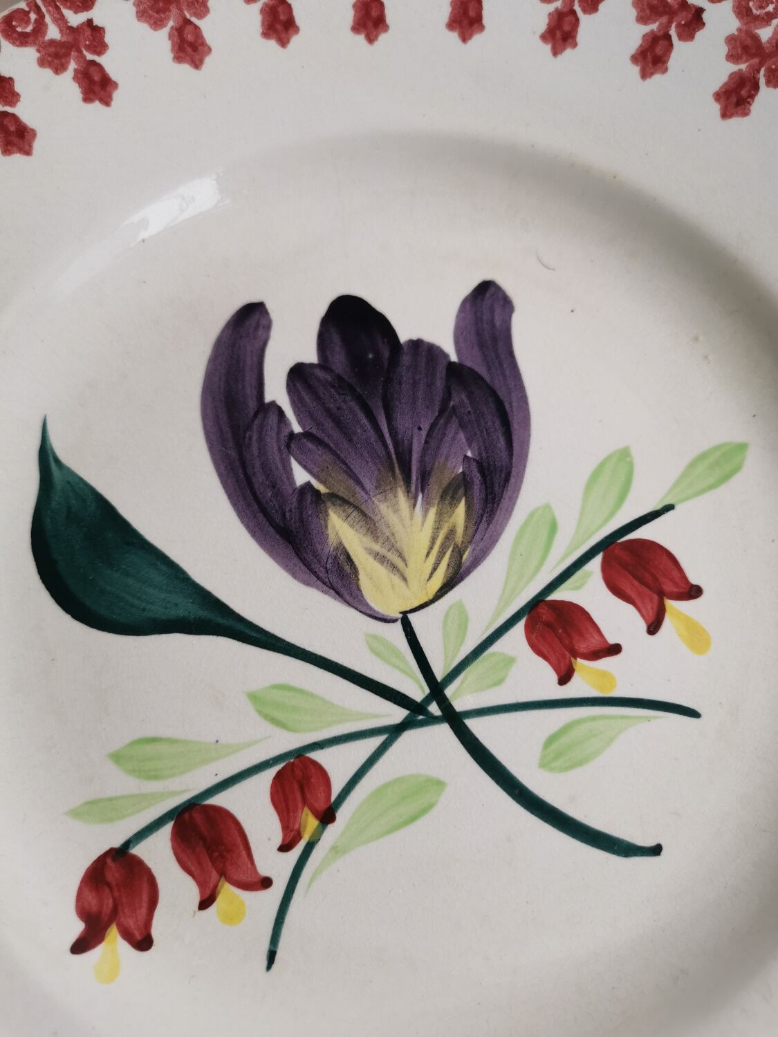 Assiettes anciennes fleuries, Moulin des loups