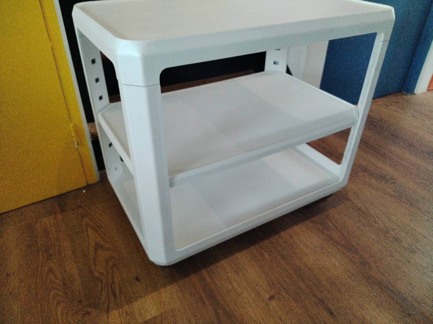 Vintage white bar cart by Alberto Rosselli for Kartell, 1970s Italy