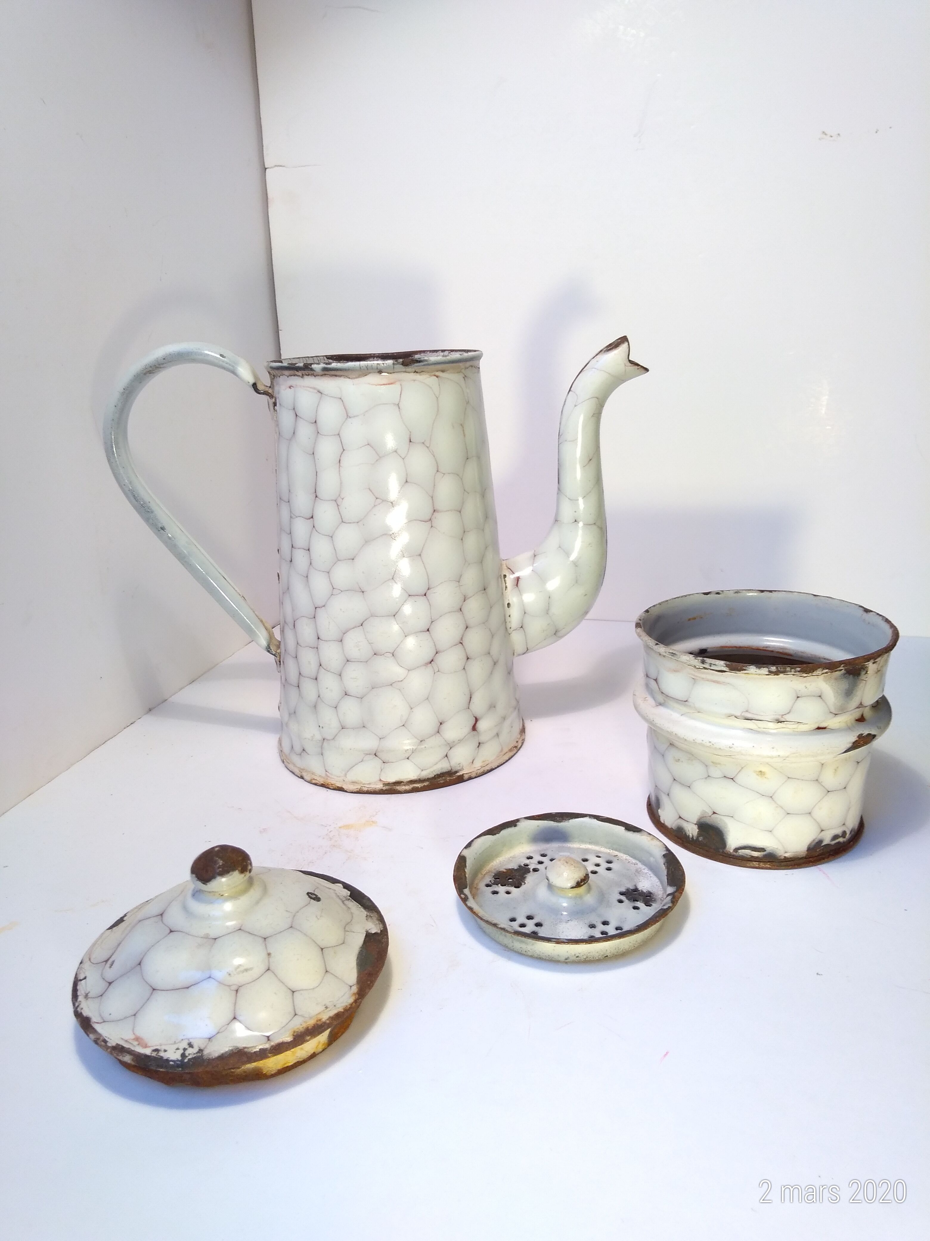 Old enamelled tin coffee maker