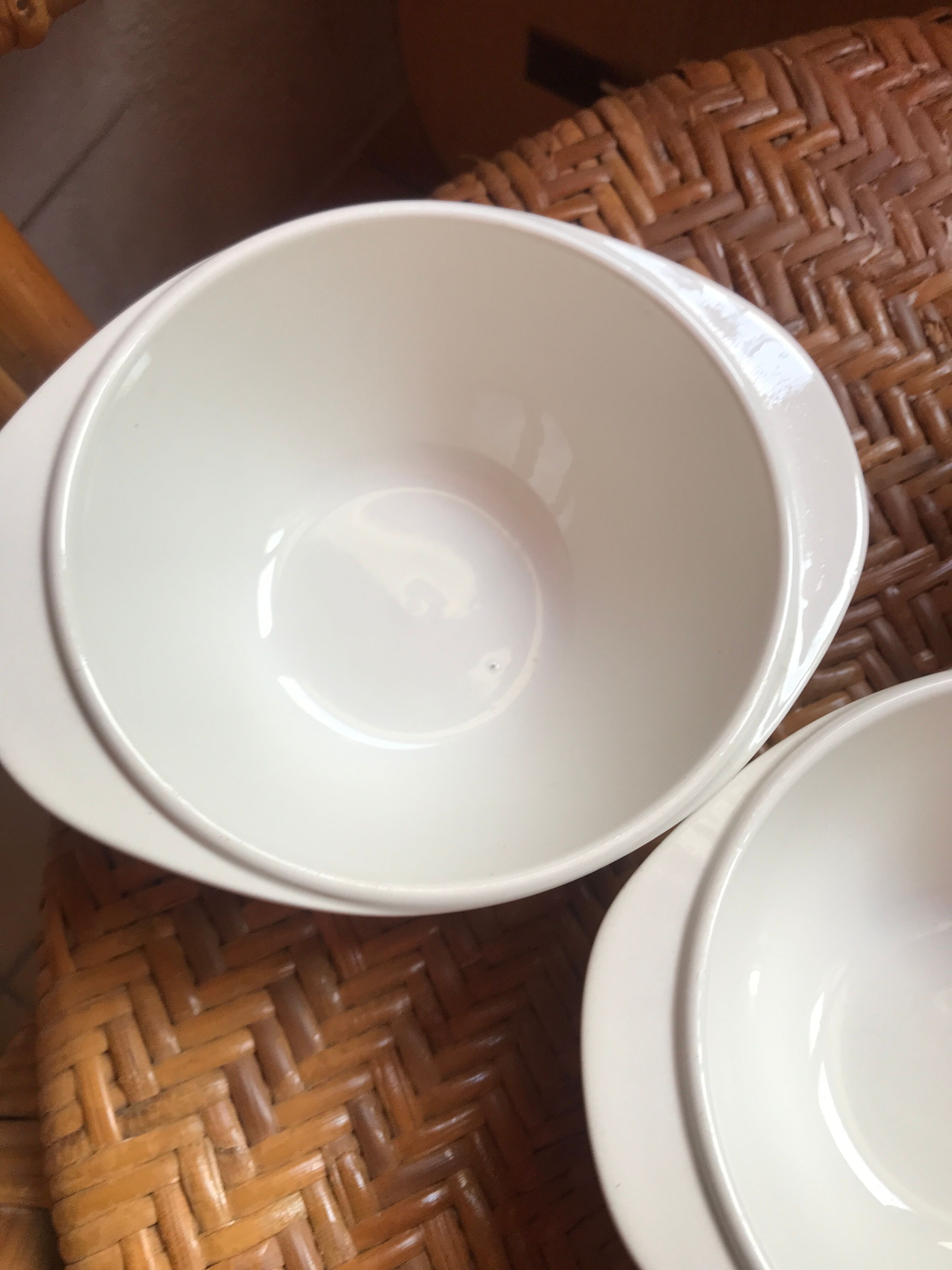 Vintage bowls choc'soup