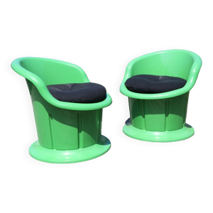 2 chaises IKEA , design Hagberg,