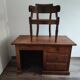 Fauteuil et Bureau en bois massif époque Louis Philippe.Vendu ensemble