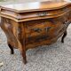 Commode provençale galbée style Louis XV noyer