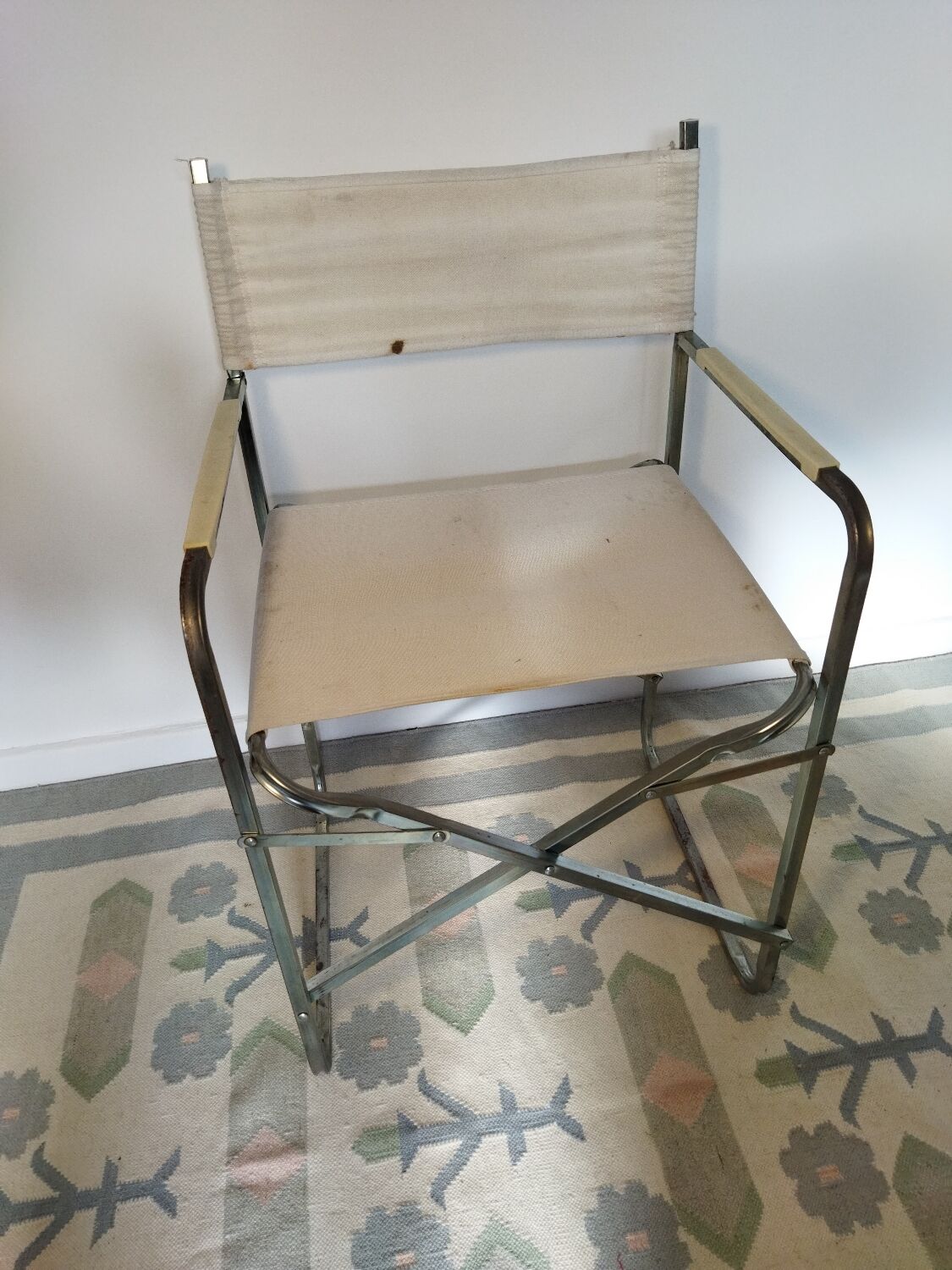 Italian folding chair