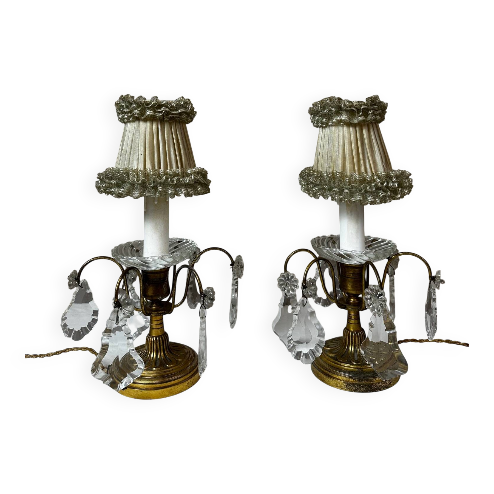 Paire de lampes classiques