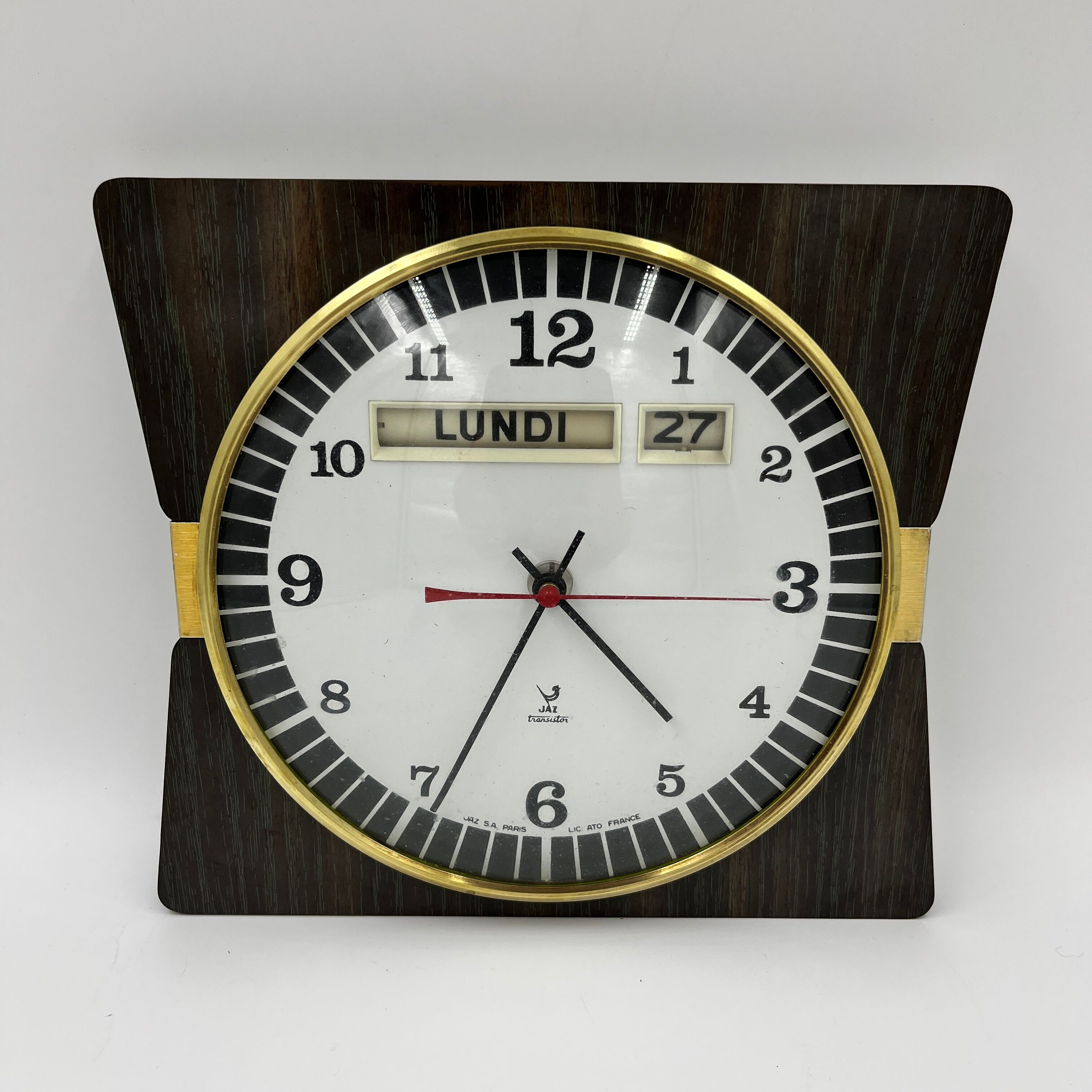 Jaz pendulum clock