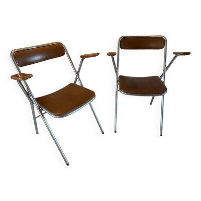 Paire de fauteuils pliants PliChaise Souvignet en skaï cognac et chrome
