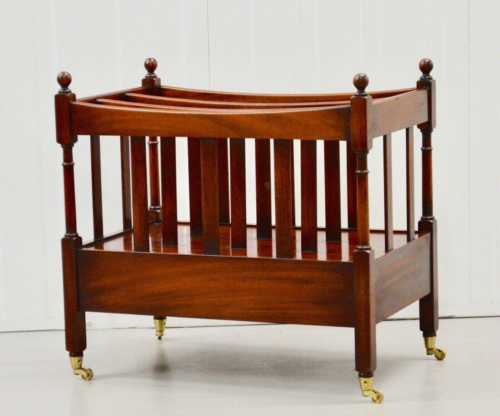 Support made of hardwood with a drawer and wheels.