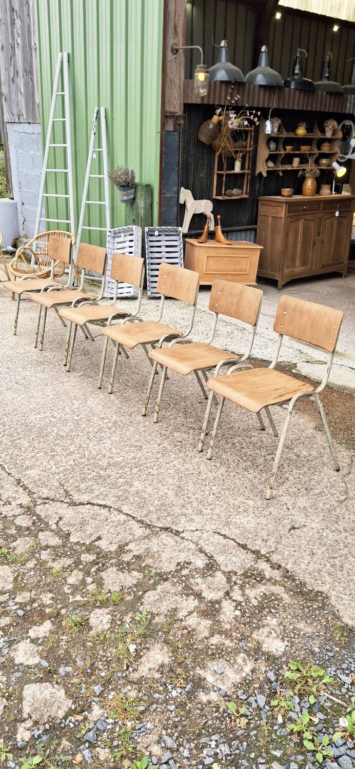 Chaises industrielles