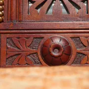 Ancienne banquette en bois et velours orange
