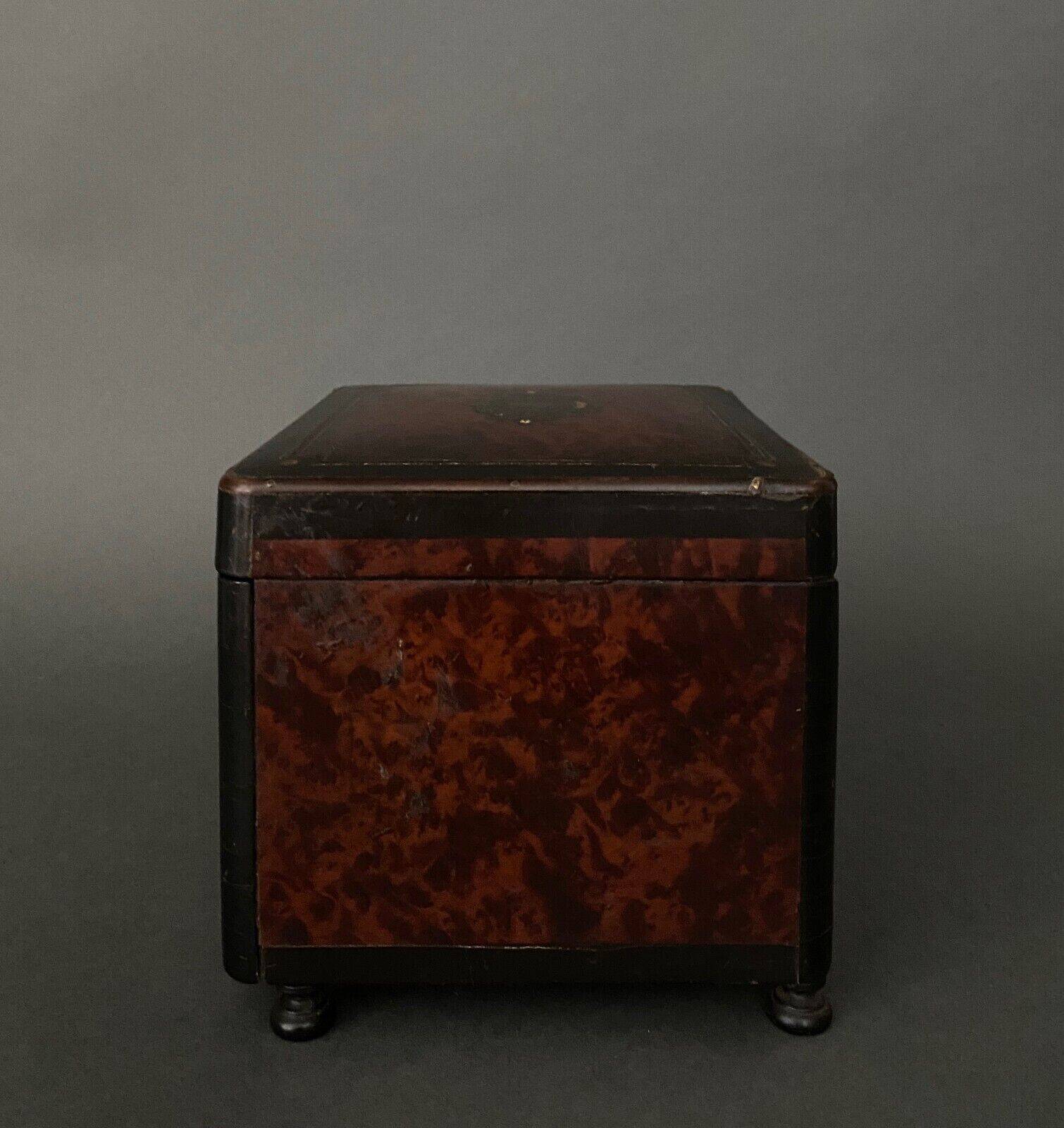 Napoleon III cigar box in 19th century magnifying glass