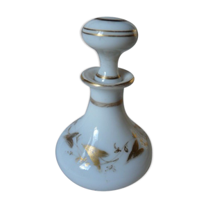 Flacon en opaline époque