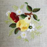 Vintage tablecloth set and 10 fine embroidered linen napkins, 270x165.
