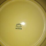 Lot 4 porcelain plates of People, Line Triumph, pale yellow