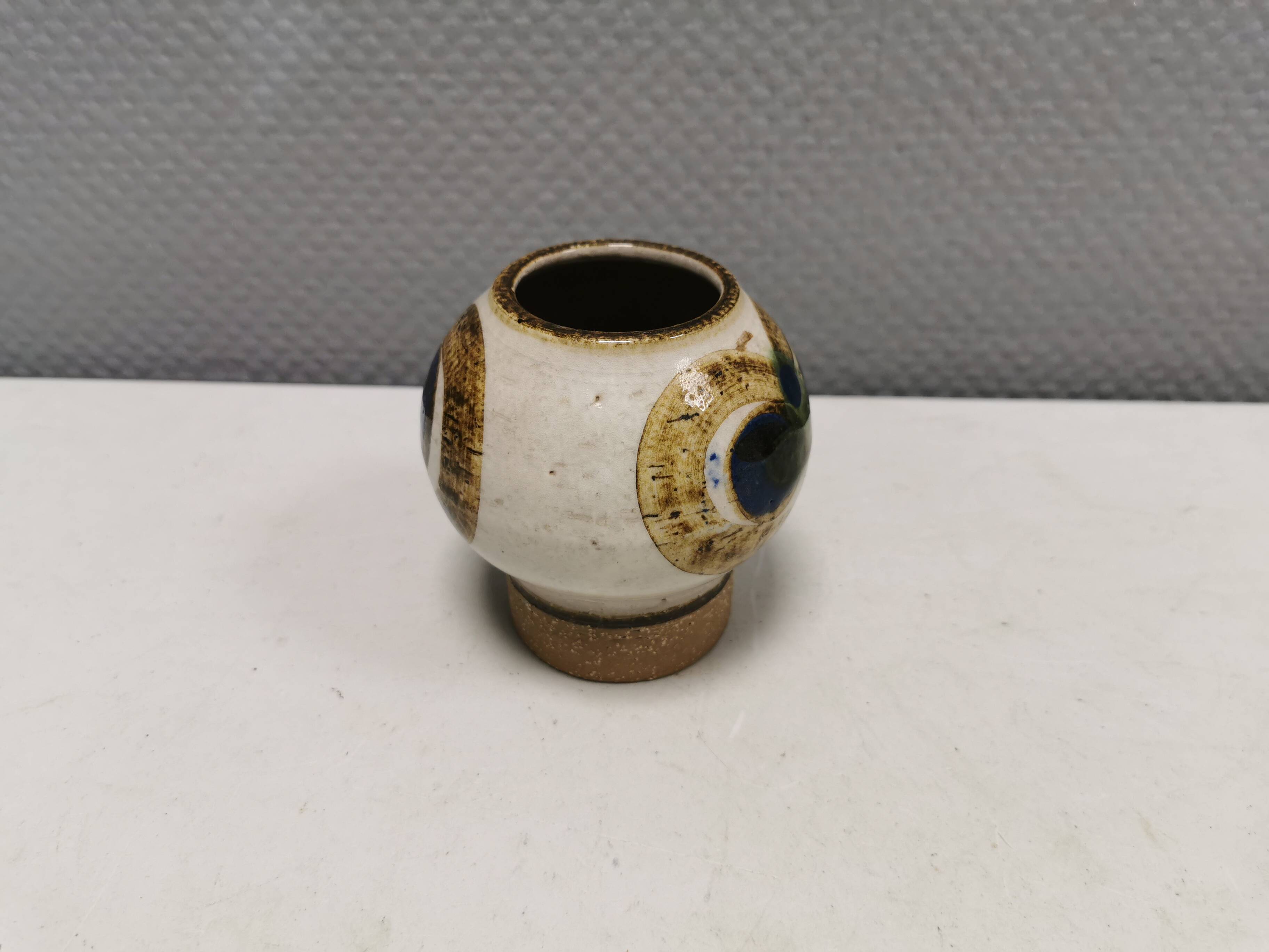 Ball ceramic vase, by Noomi Backhausen for Søholm Denmark 1970-80s