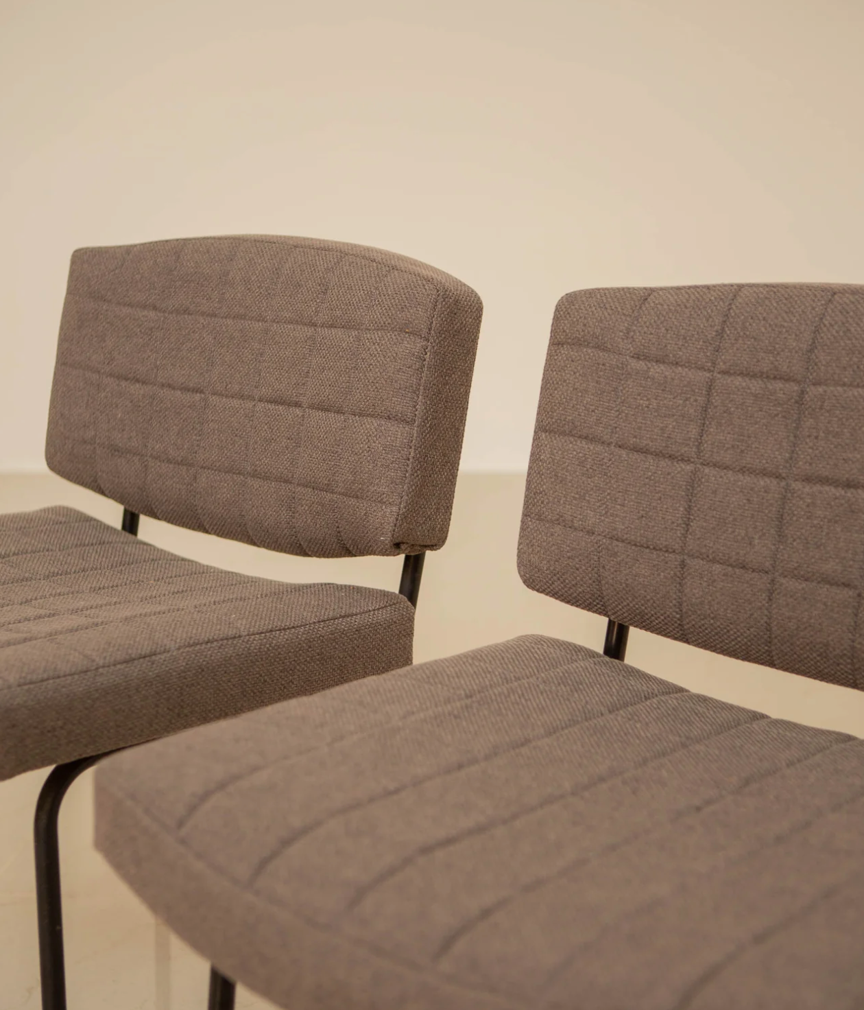 Pair of armchairs "Conseil" by Pierre Guariche for Meurop 60's