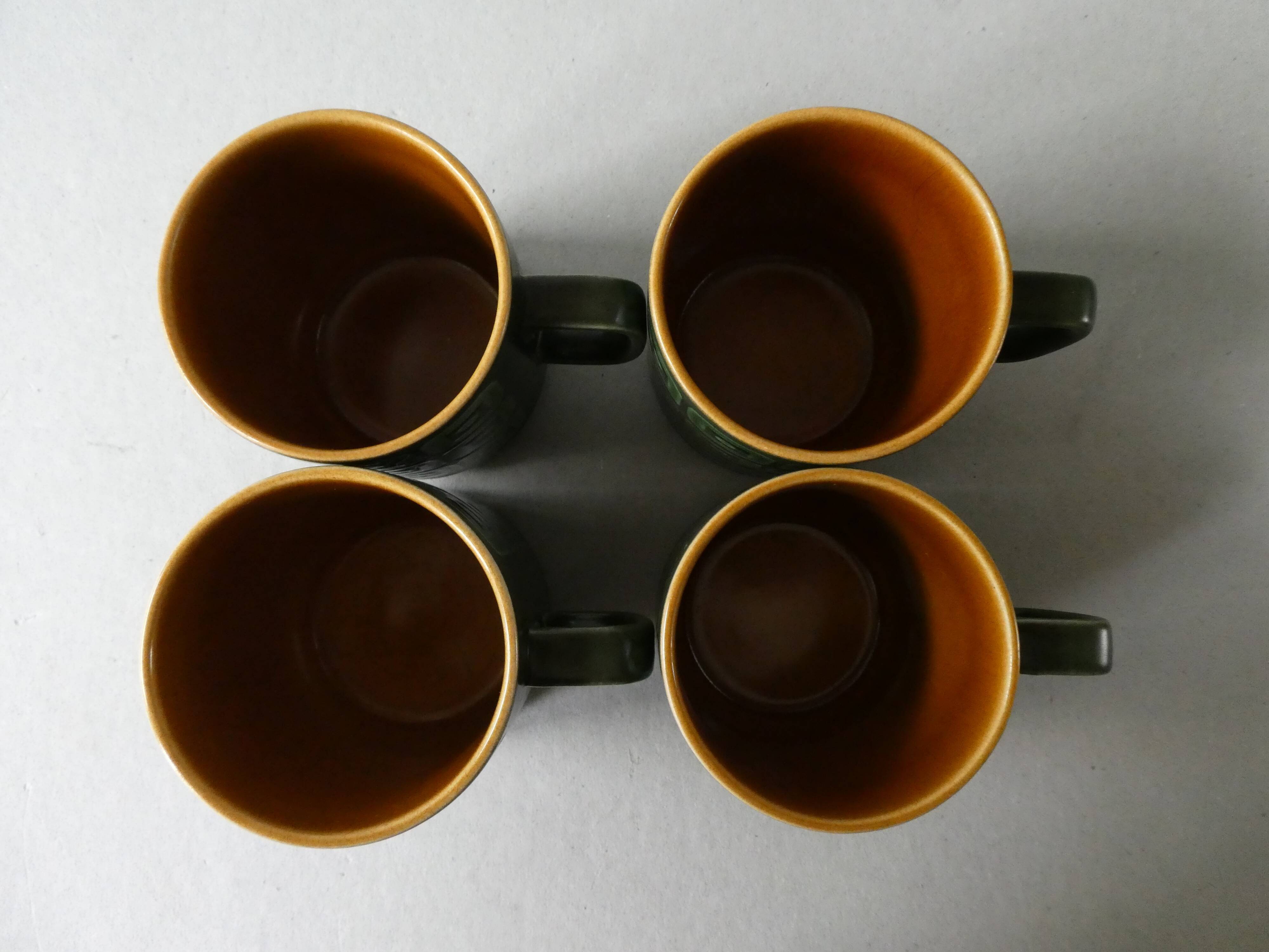 Lot of 4 ceramic mugs, your khaki, 70s