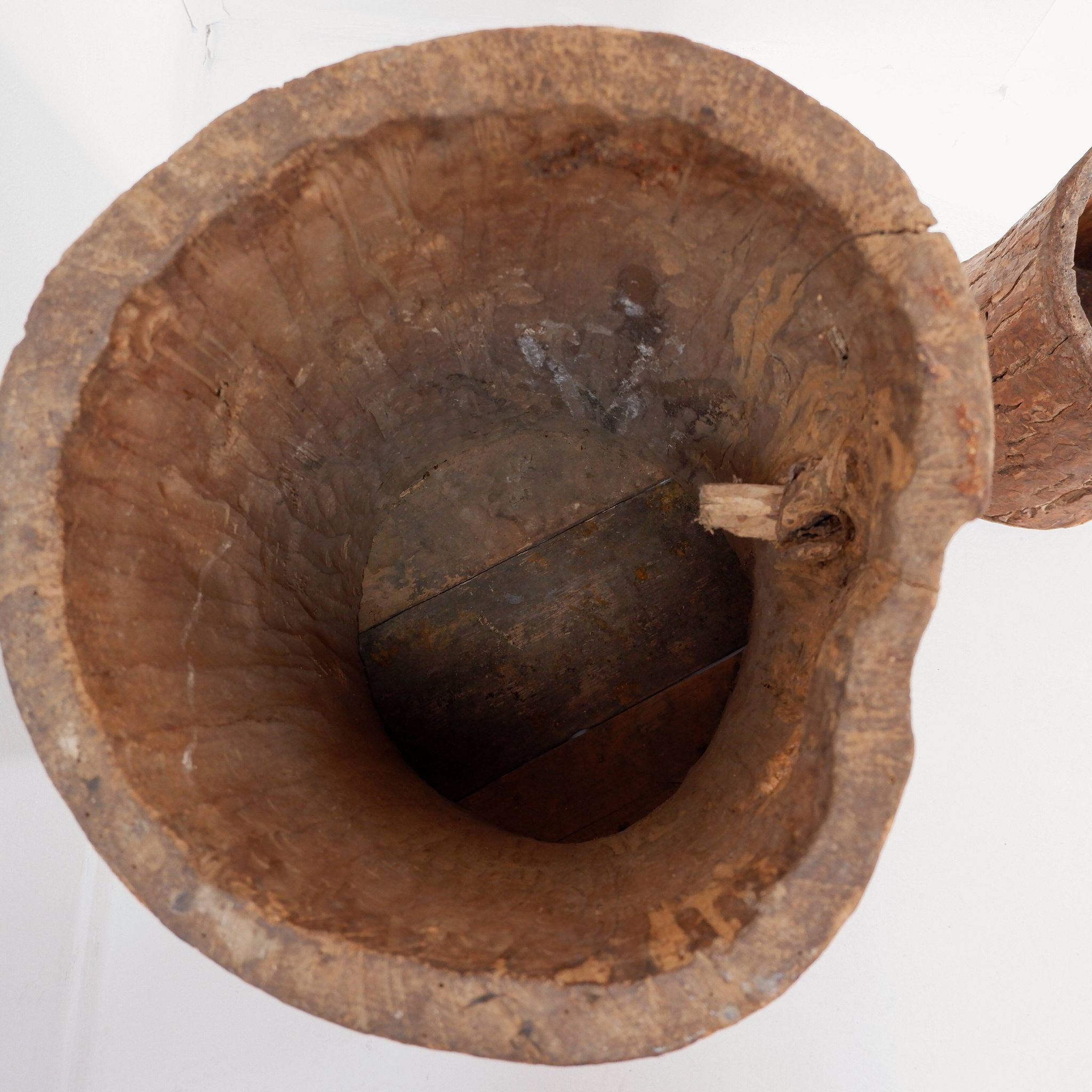 Ensemble de 2 pots en bois primitifs - fin du XIXe siècle